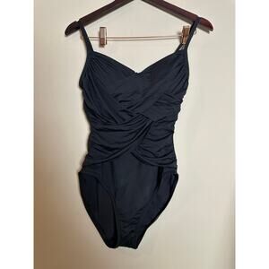 La Blanca Black Solid One Piece Size 8